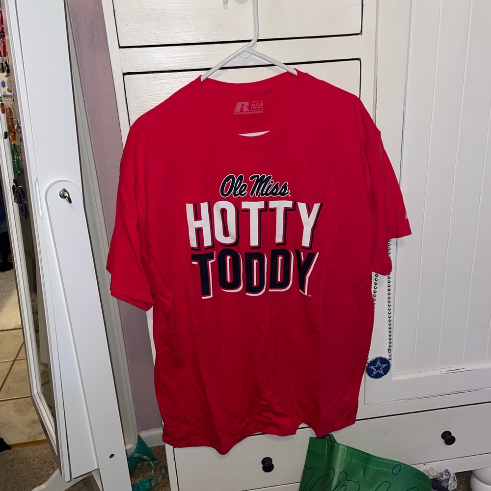 Ole miss tee